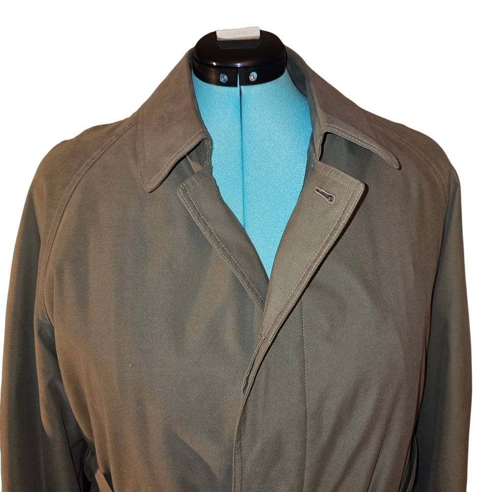 Lauren Ralph Lauren Men's Trench Coat in Light Tan with Blue Lining - Picture 2 of 8